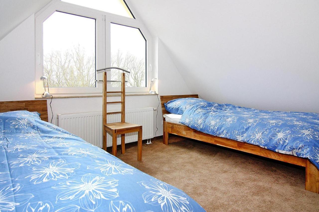 Reetdachhaus Lotte Mit Sauna Und Kaminofen Am Yachthafen In Vieregge Exterior foto